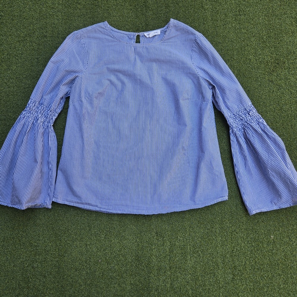 Beach lunch lounge shirt Women's Size XS Striped White/Blue Bell Sleeve